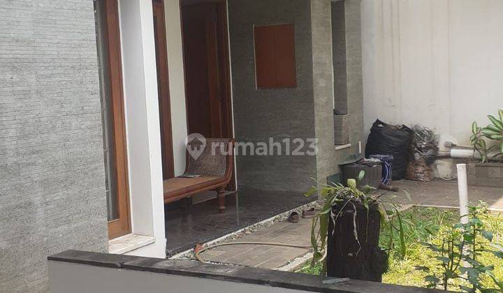 Rumah Furnished Cocok Untuk Tinggal Dan Kantor di Blok M 1