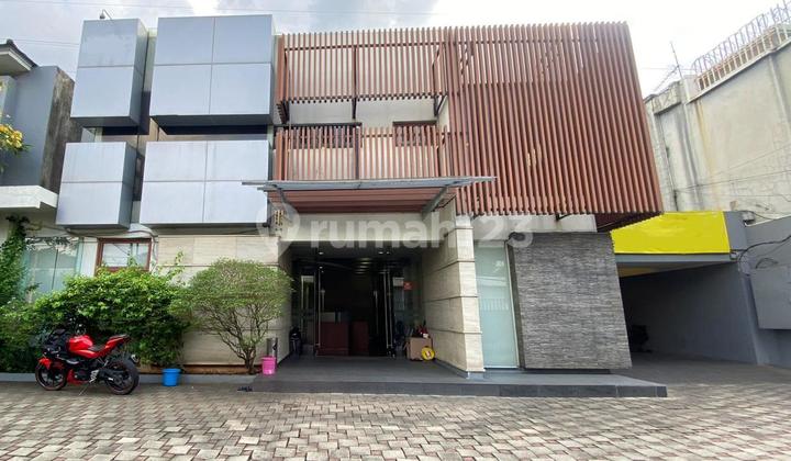 For Rent Strategic House in South Jakarta Suitable for Business and Office For Rent Strategic House in South Jakarta Suitable for Business and Office
