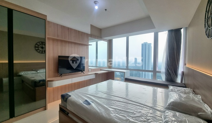 Fully Furnished Studio Apartment in Front of UPH Lippo Karawaci Campus