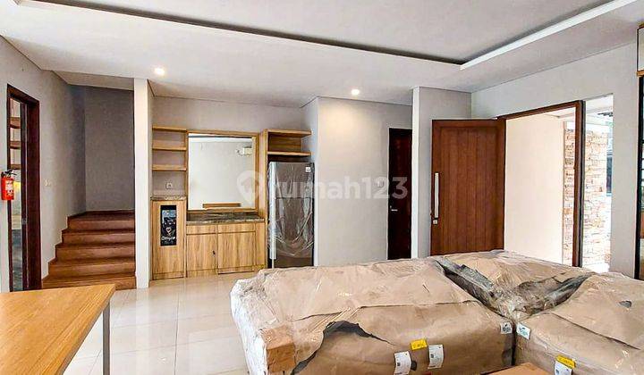 Serenia Hills Rumah Full Furnished Brand New Jakarta Selatan 2