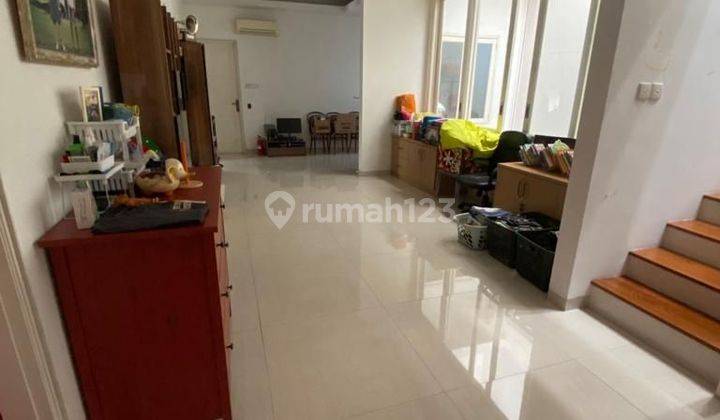 Rumah Modern  Siap Huni  3 Lantai H O O K Plus  Rooftop Di Lokasi Elite 