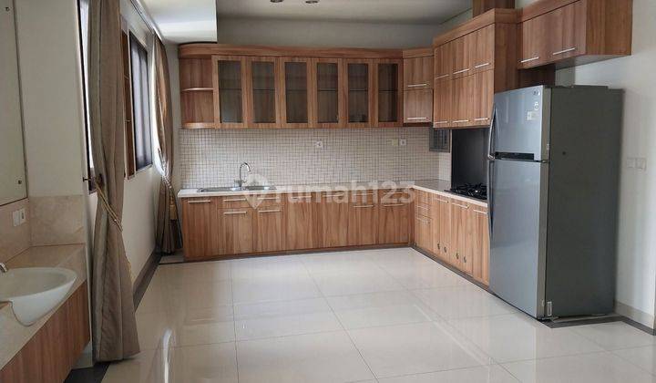 RUMAH MODERN MINIMALIS SIAP HUNI 1