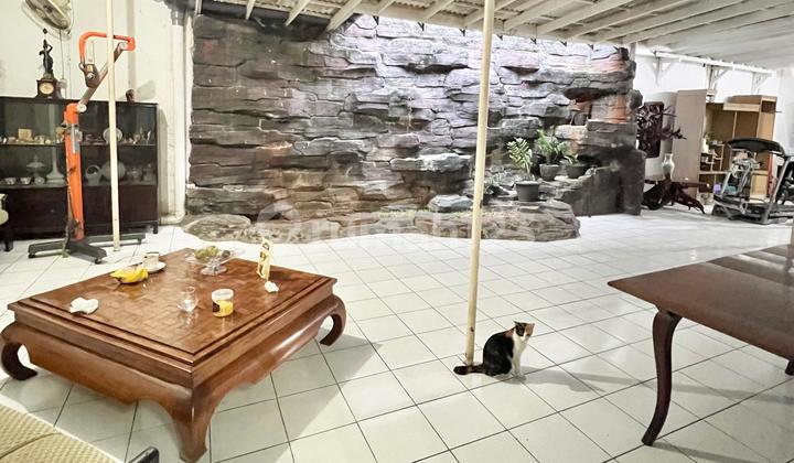Rare Listing Rumah Luas Dengan Pavilion & Carport 6 Mobil Di Kemang 2
