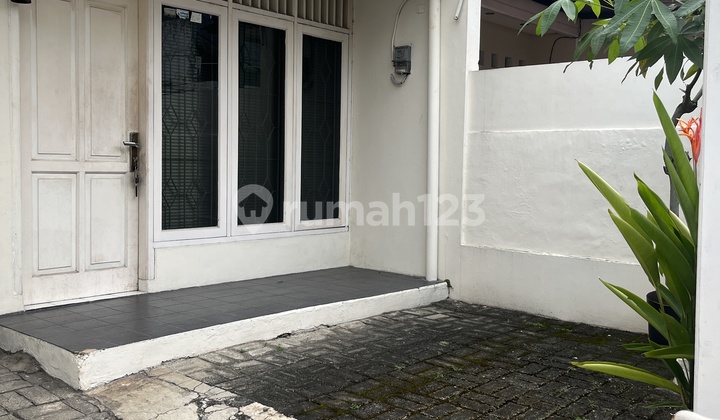 Rare Listing Rumah Di Pondok Indah Belakang Pim 2, Shm, Harga 5m Nego