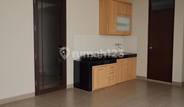 Disewakan Cepat Rumah di Green Lake City Cipondoh Uk 8X18 2