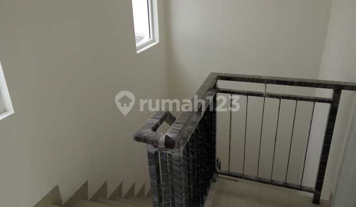 For Rent Fast House in Green Puri Semanan Tangerang 2