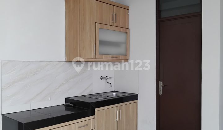 Disewakan Cepat Rumah Uk 8X18 di Green Lake City Cipondoh 2