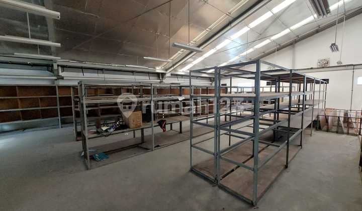 For Rent Fast. Warehouse in Joglo - West Jakarta