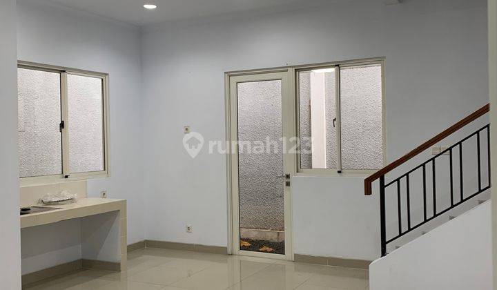 ruang keluarga di jual rumah cluster edison