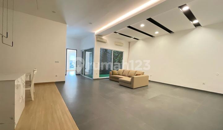 Semi-Furnished House Alam Sutera Sutera Onyx - Tangerang