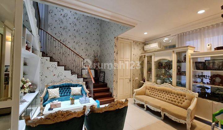 Rumah di Pakuwon Indah Golf Bagus termurah di clusternya  3