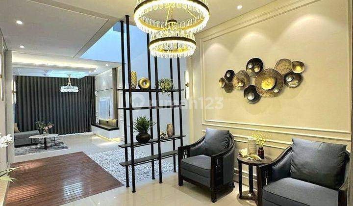 Rumah di Citraland Utama furnished dkt Gwalk  2