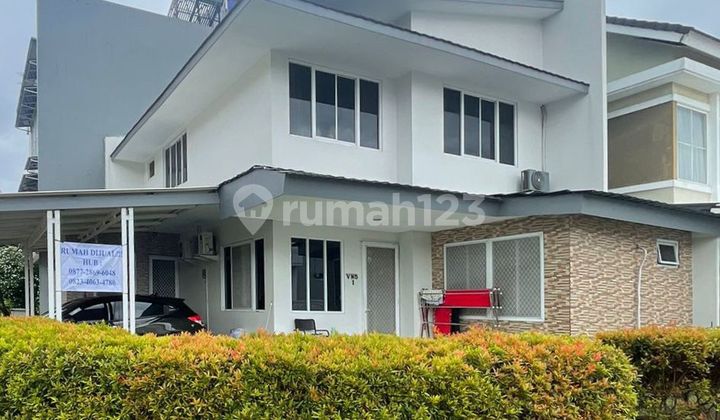 DiJUAL RUMAH TURUN HARGA, RUMAH RAPI SIAP HUNI HOEK SEMI FURNISHED DI CLUSTER MODERNLAND TANGERANG 