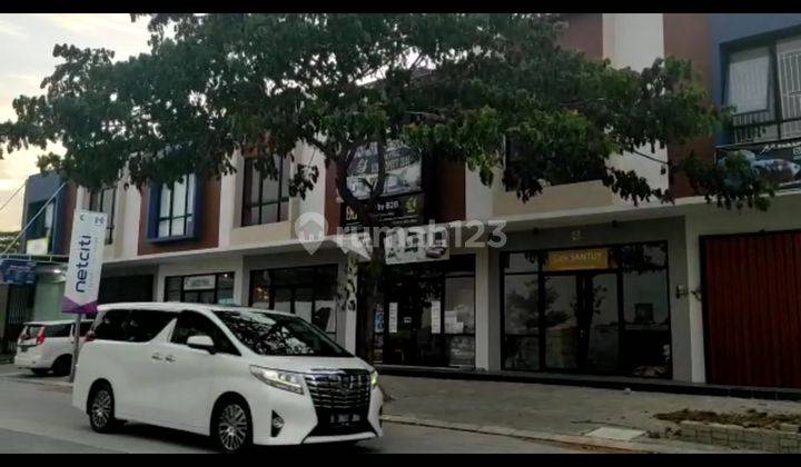 Ruko di gerbang emerald sepatan tangerang 2