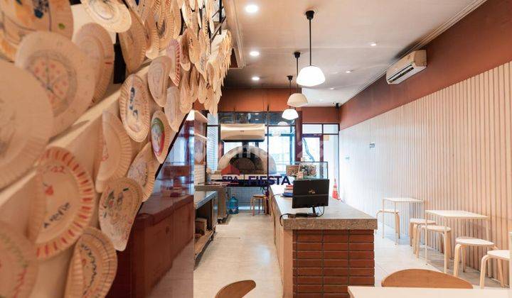Jual Cepat Ruko Bolsena Interior untuk Resto atau Cafe 7