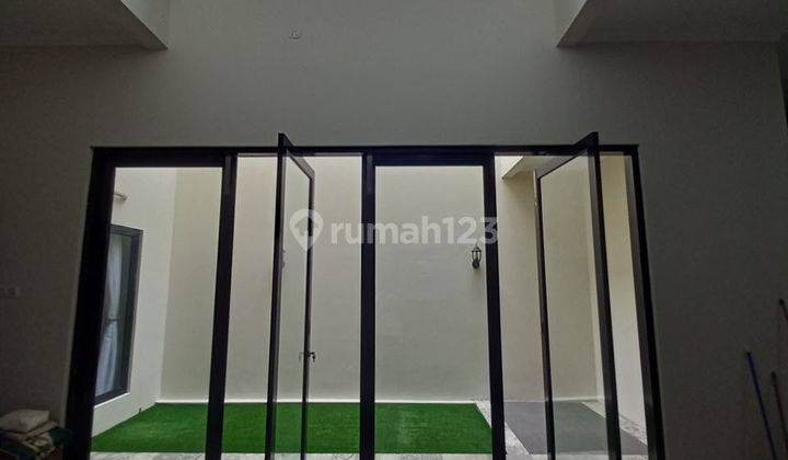 Dijual Rumah di Kencana Loka 2 Bsd Tangerang 2