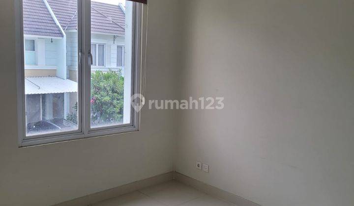 Dijual Cepat Rumah Hoek 2 Lt Rapih Siap Huni di Cluster Pinewood  2