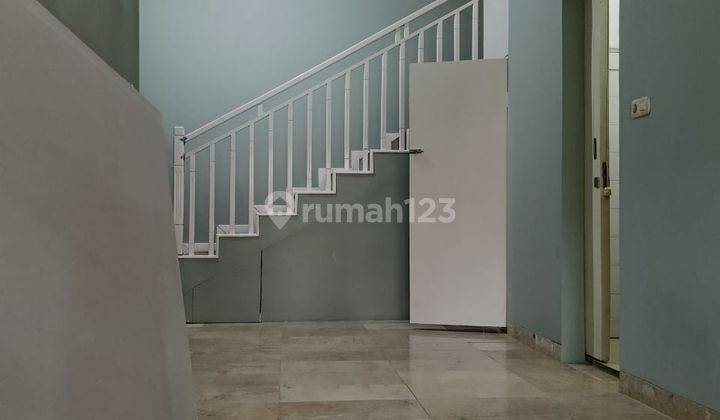 di Jual Cepat Rumah 2 Lantai Bagus di Griya Loka, Tangerang + 2ac 2