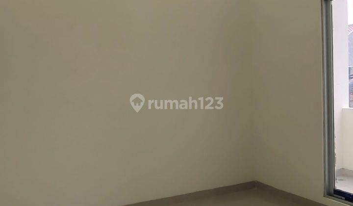 Dijual Rumah 2 Lantai Baru di Simprug Poris Tangerang 2