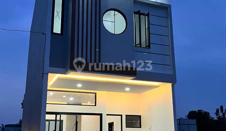Rumah 2 Lt Baru Jafanes di Kota Tangerang  Dekat ke Akses Toll GreenLake 