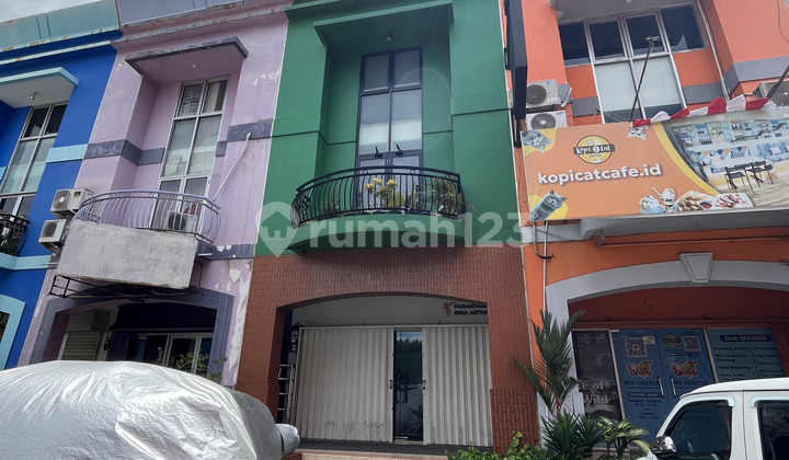 Dijual Cepat Ruko 3 1/2 LT Ruko Victorian Bintaro Pd Karya Pondok Aren Tangerang, Lokasi Bagus.