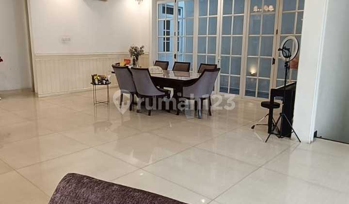 Dijual Rumah Siap Huni di Taman Golf Modernland Tangerang.