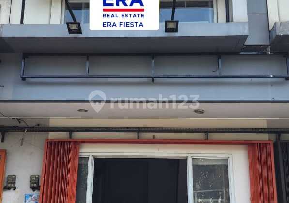 FOR SALE 2 1/2 Story Shophouse in Azores Banjar Wijaya Tangerang