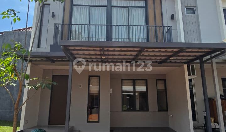 For Sale New 3-Story House in Malibu Gading Serpong, Tangerang.