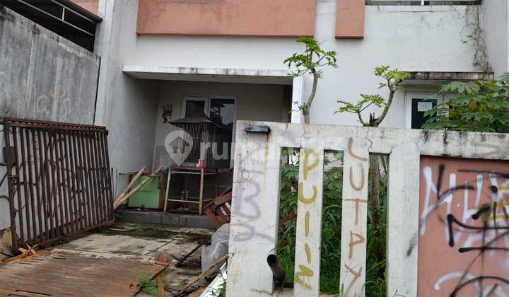 Dijual Rumah 2 LT di Taman Royal 2 Cipondoh Tangerang.