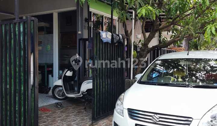 Dijual Rumah 2 Lt di Cluster Taman Royal 1, Tangerang.