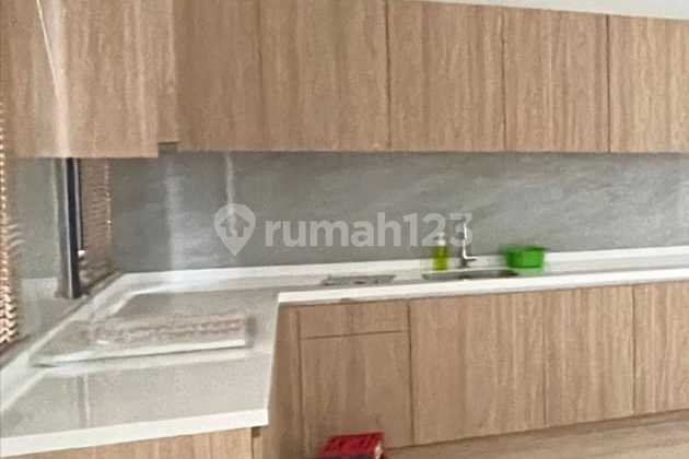 Rumah cantik Bagus Semi Furnished winona Alam Sutera, Tangerang 2