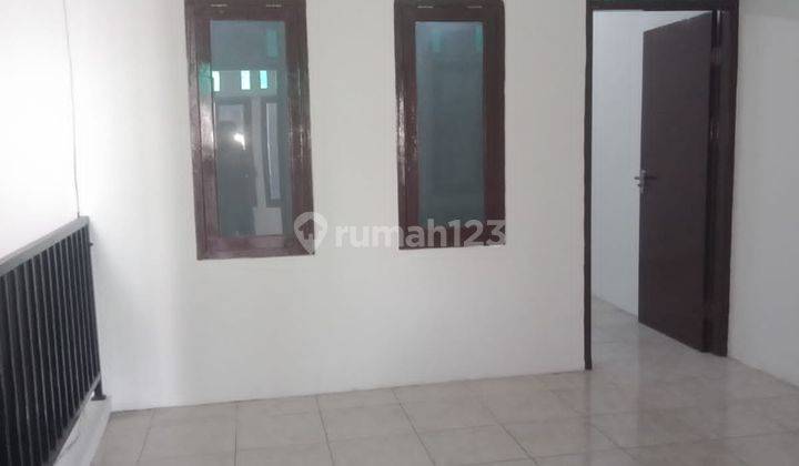 Dijual Rumah + Kios 2 Lt di Perumahan Cipondoh Makmur, Tangerang 2