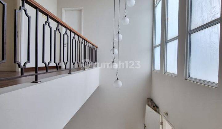 Rumah Semi Furnished di Cluster Whitsand Greenwich Bsd, Tangerang 2