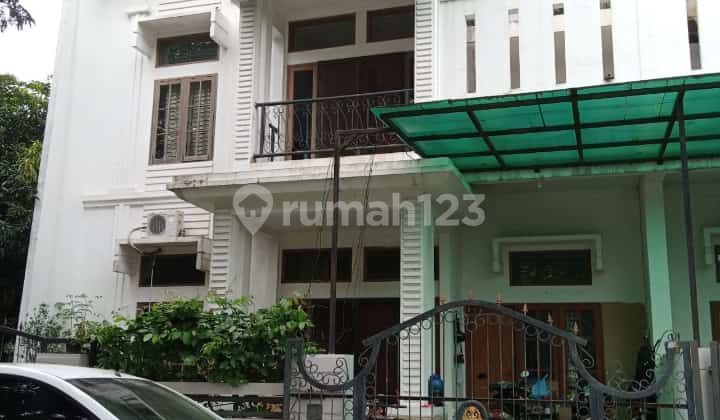For Sale House in Mahkota Modernland, Tangerang For Sale House in Mahkota Modernland, Tangerang