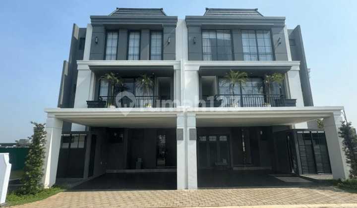 For sale, Armon primary cluster house in BSD City, Tangerang.