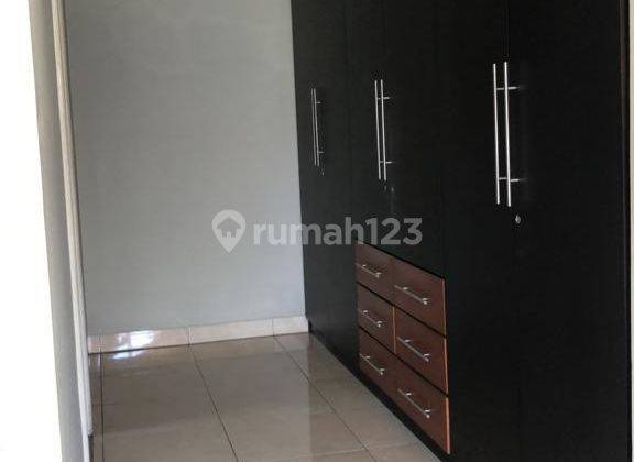 Rumah 2 Lantai Bagus SHM di Victoria River Park Bsd, Tangerang 2