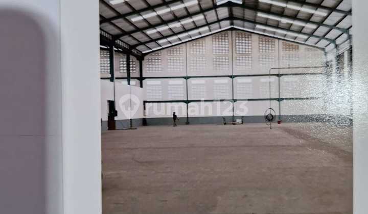 Dijual / Disewakan Gudang di kawasan Cikupamas. Kawasan gudang paling dekat dengan Tol Cikupa. Dijual / Disewakan Gudang di kawasan Cikupamas. Kawasan gudang paling dekat dengan Tol Cikupa.