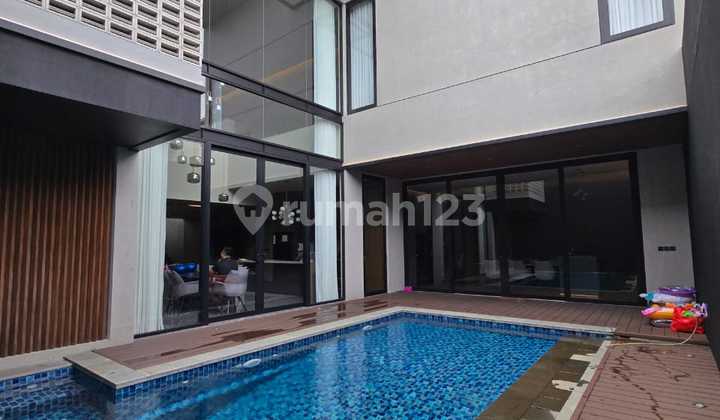 dijual Rumah mewah Bagus Furnished SHM BSD Giri Loka, Tangerang dijual Rumah mewah Bagus Furnished SHM BSD Giri Loka, Tangerang