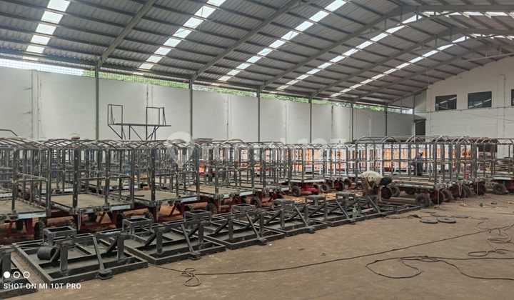 land and warehouse rent Good 3000 m2 SHM Pondok Jagung, Tangerang