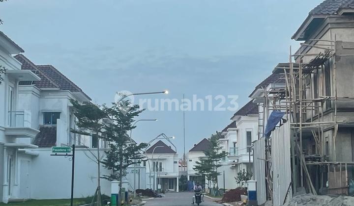 Beautiful House Pasadena Grand Residence Gading Serpong, Tangerang 2