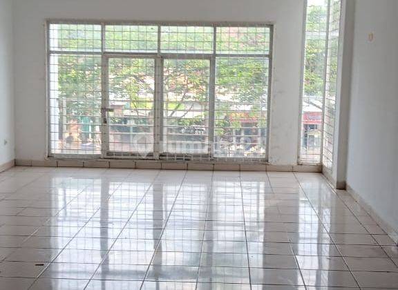 Disewa  Ruko Taman Royal dikenal sbg Sentra Bisnis Grand Royal 1