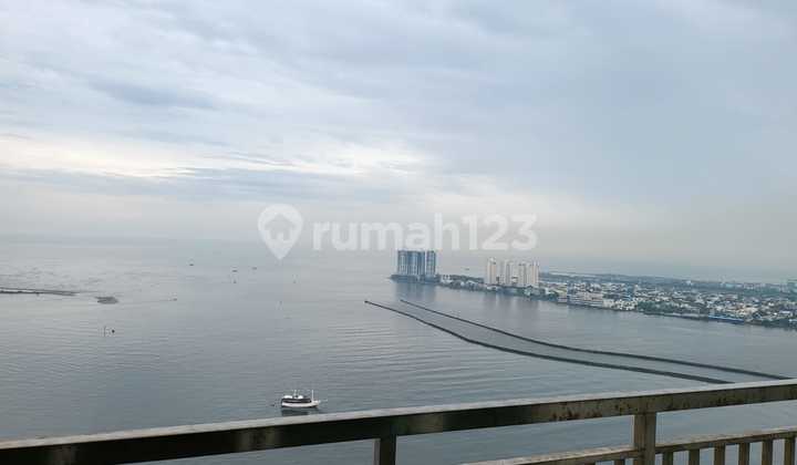 SEA VIEW Green Bay-Pluit Condominium (BRAND NEW) 2