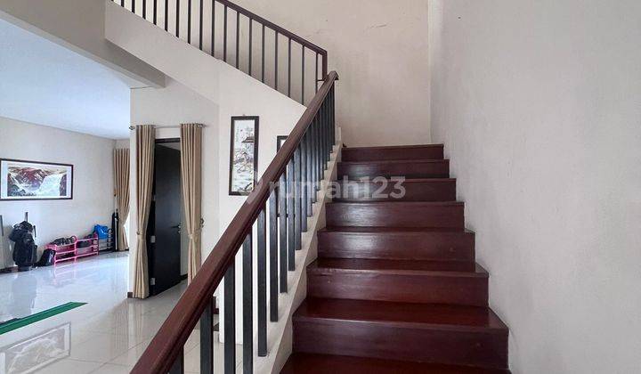 Rumah 2 Lantai Semi Furnished di Asia Tropis Bekasi, Bekasi 1