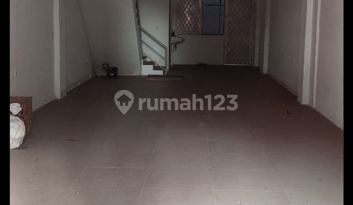 Di sewa ruko 4 lantai cocok untuk gudang,toko,kantor 4