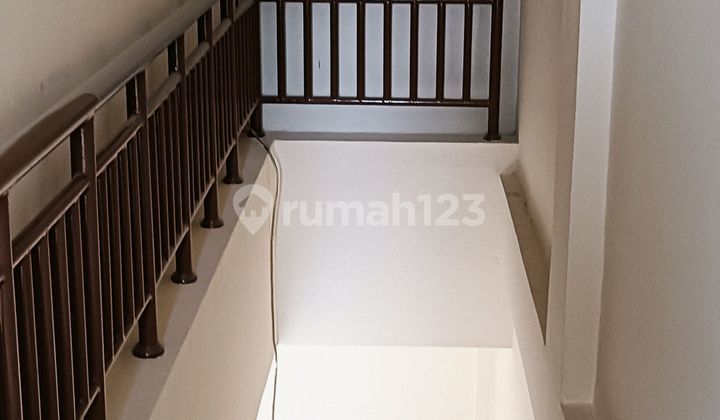 For Rent: Malibu City Resort Shop House, Cengkareng, West Jakarta