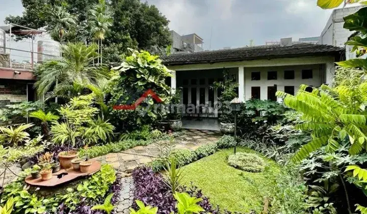 Rumah Lama Terawat di Mampang 1