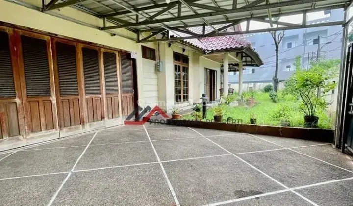 Dijual rumah Terawat di Cinere 1