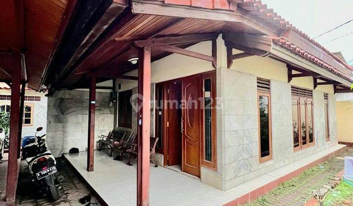 Dijual Murah Rumah Terawat di Pasar Rebo 1