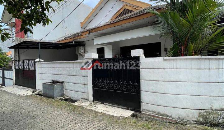 Dijual Rumah Lama Kokoh di Cilandak 1