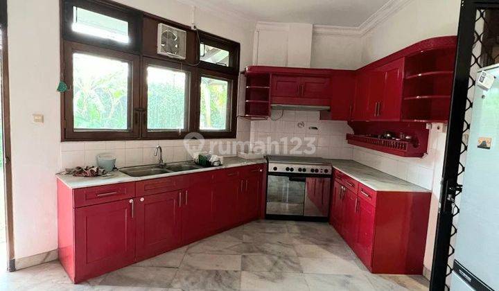 Dijual Rumah Lama Terawat di Area Premium Kemang 2